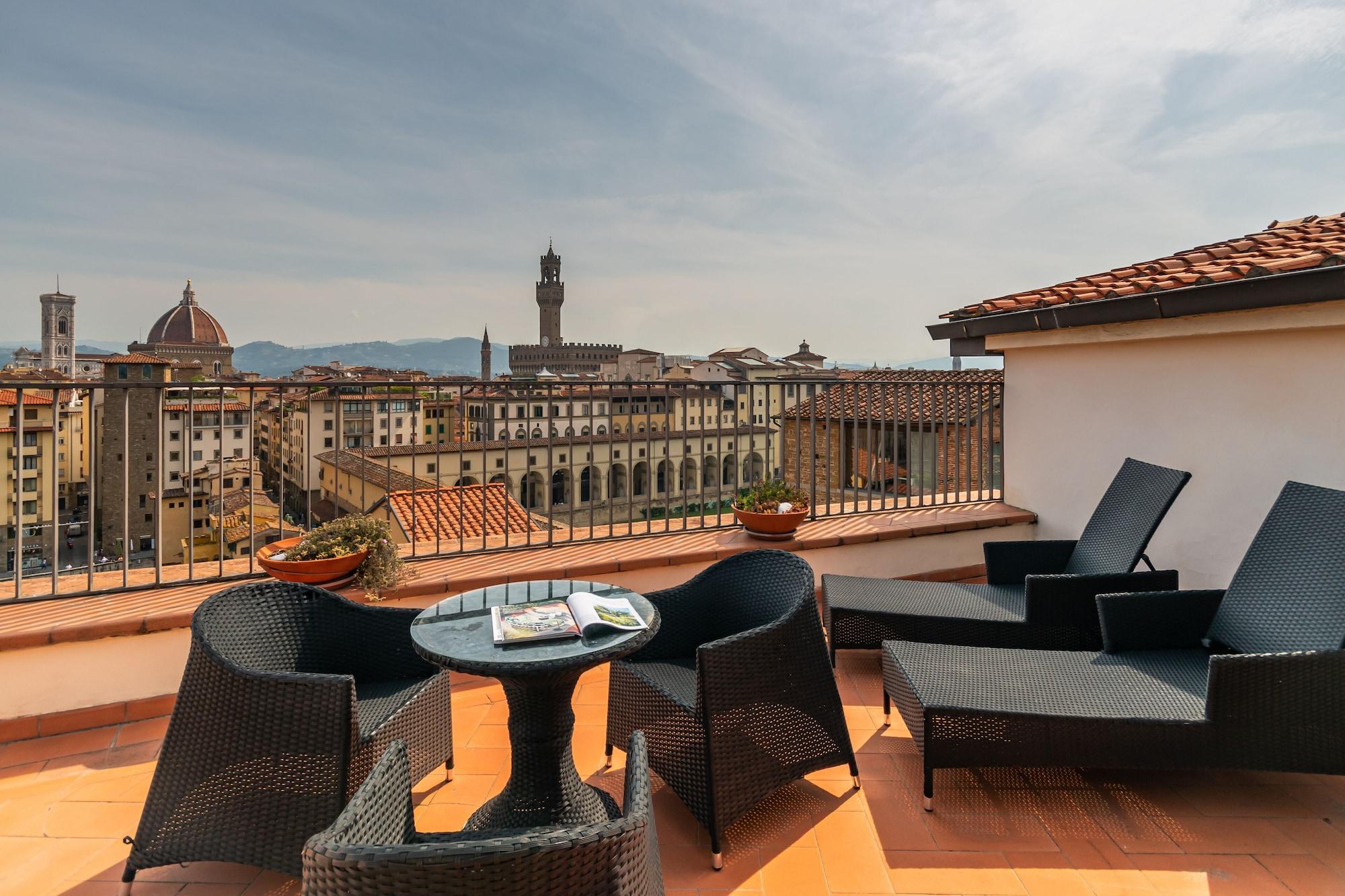 B&B Hotel Firenze Pitti Palace Al Ponte Vecchio Bagian luar foto