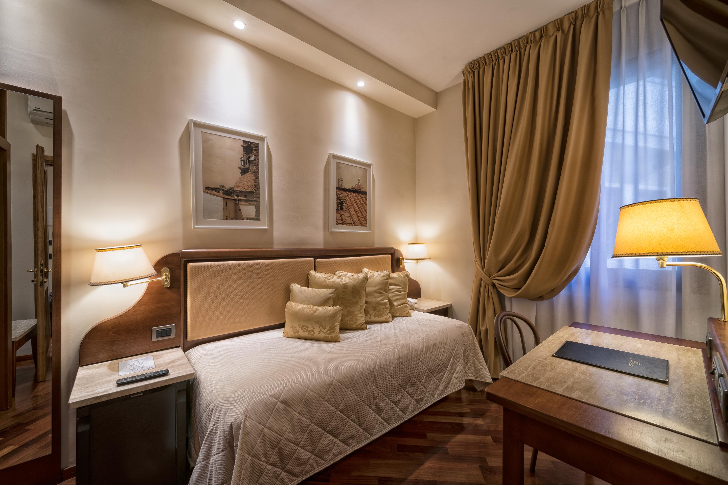 B&B Hotel Firenze Pitti Palace Al Ponte Vecchio Bagian luar foto