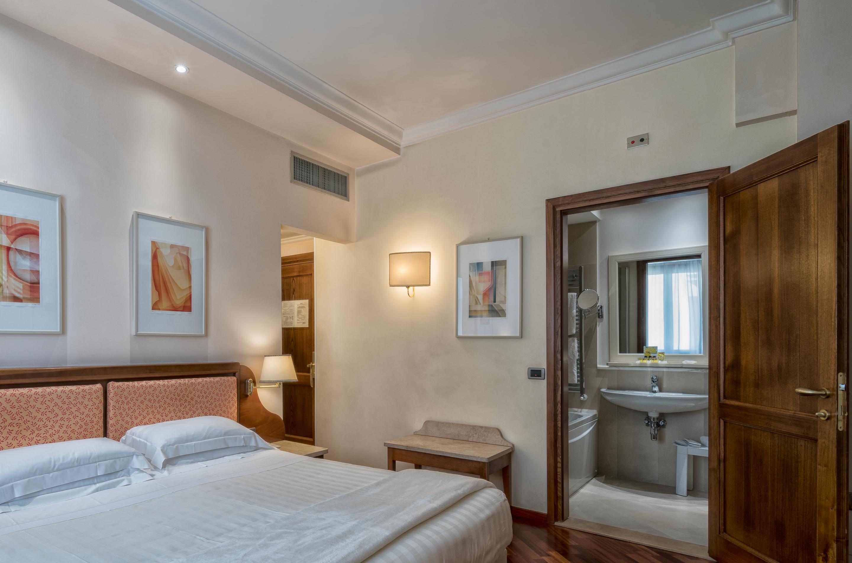 B&B Hotel Firenze Pitti Palace Al Ponte Vecchio Bagian luar foto