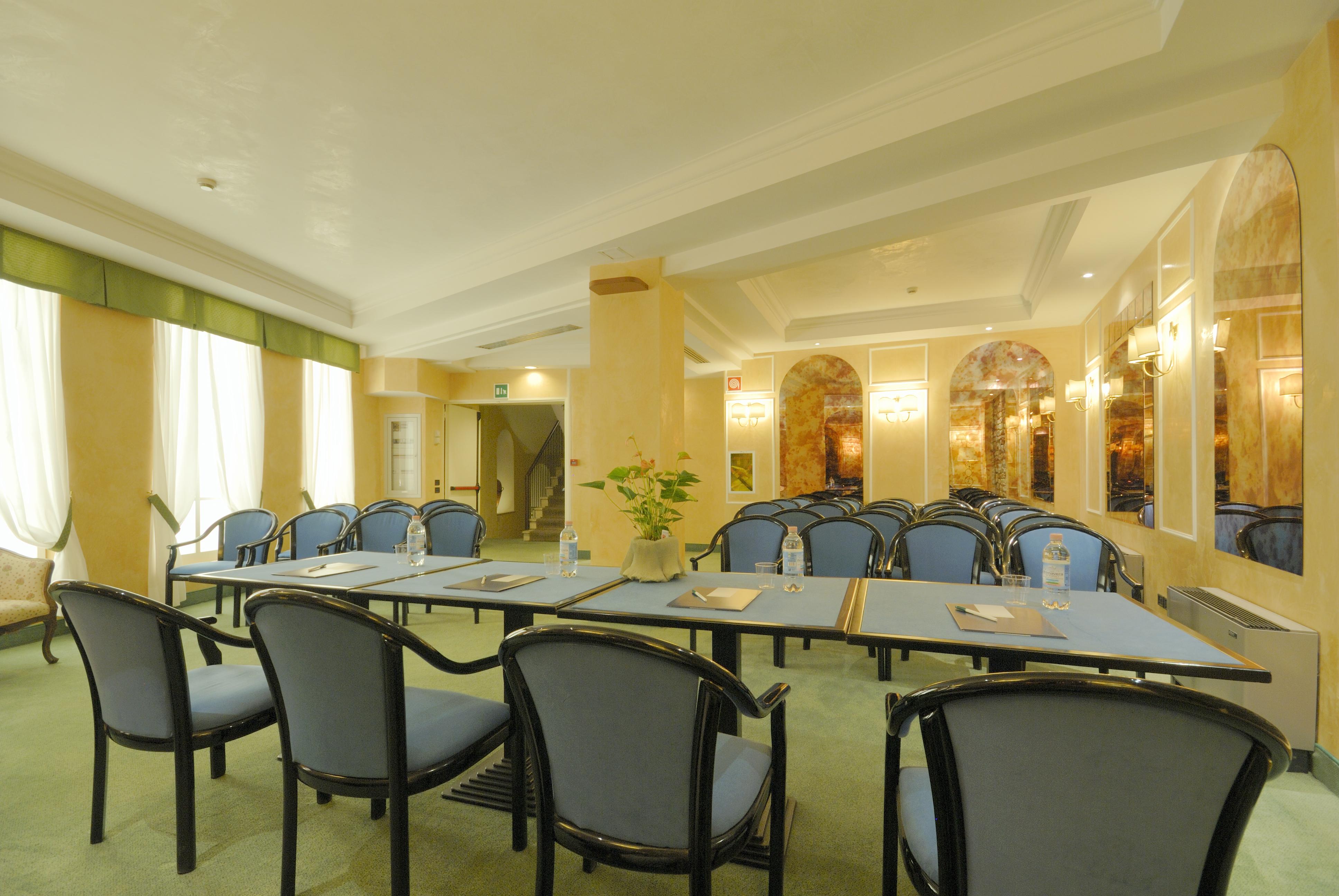 B&B Hotel Firenze Pitti Palace Al Ponte Vecchio Bagian luar foto