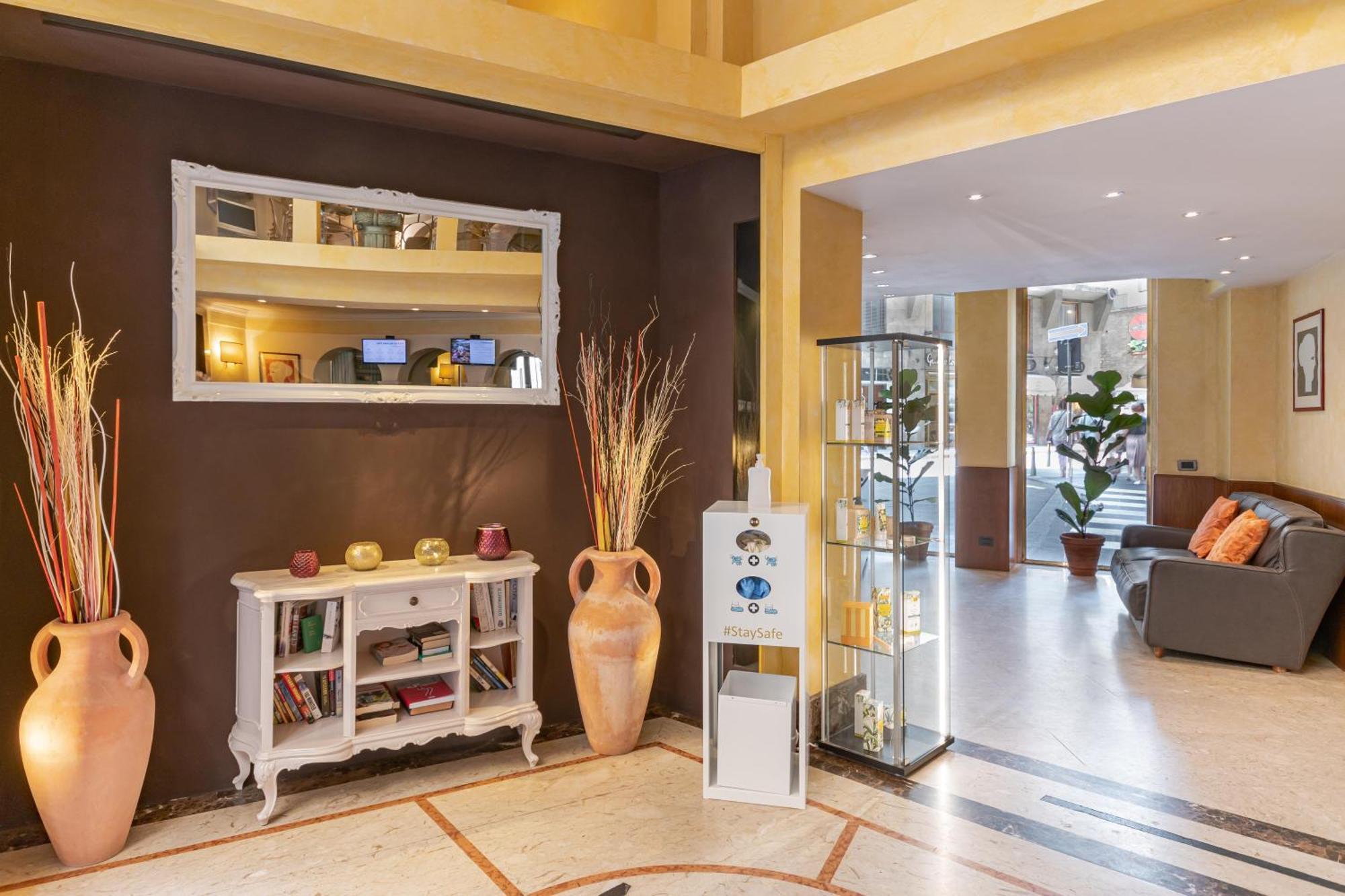 B&B Hotel Firenze Pitti Palace Al Ponte Vecchio Bagian luar foto