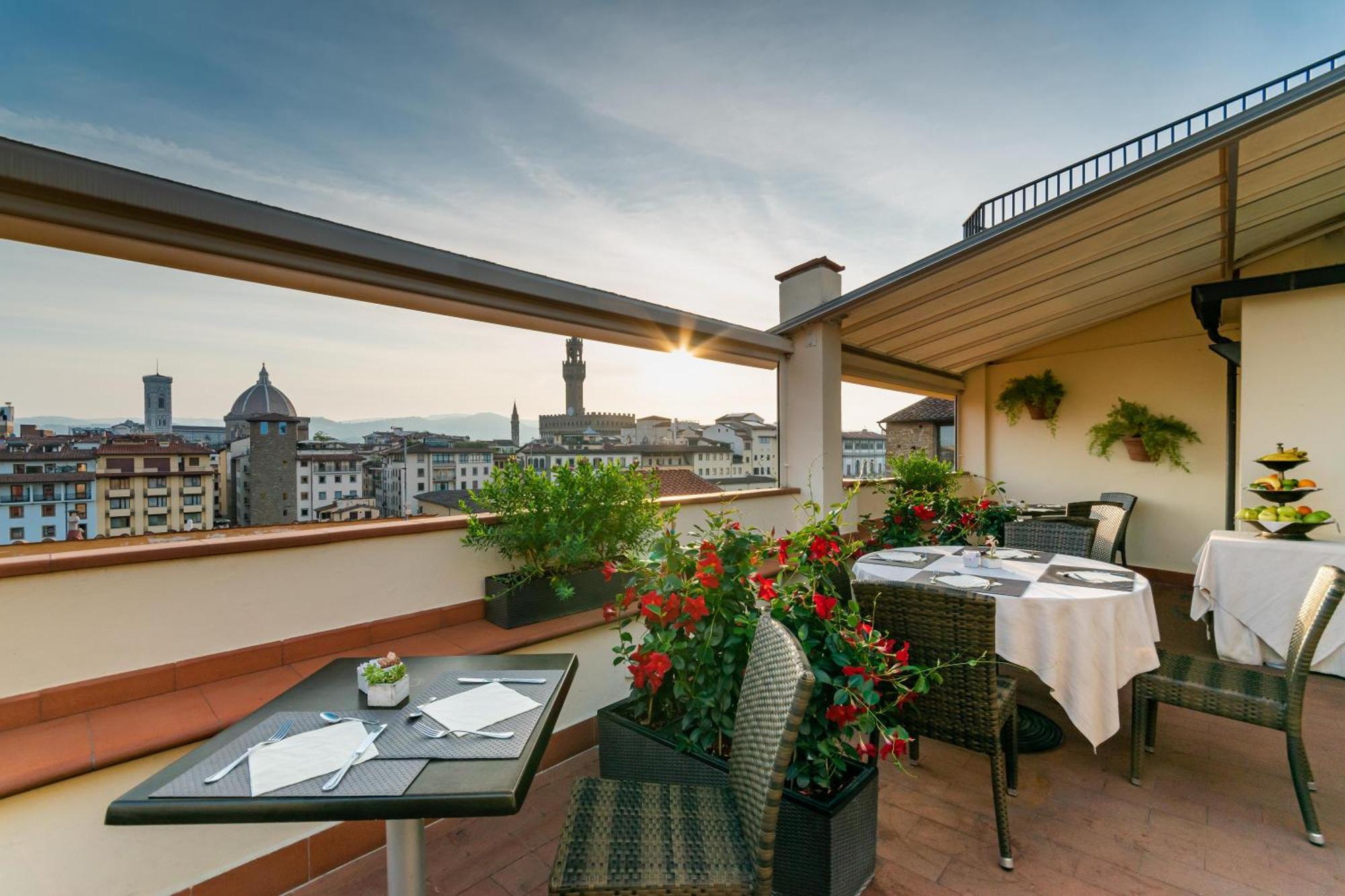B&B Hotel Firenze Pitti Palace Al Ponte Vecchio Bagian luar foto