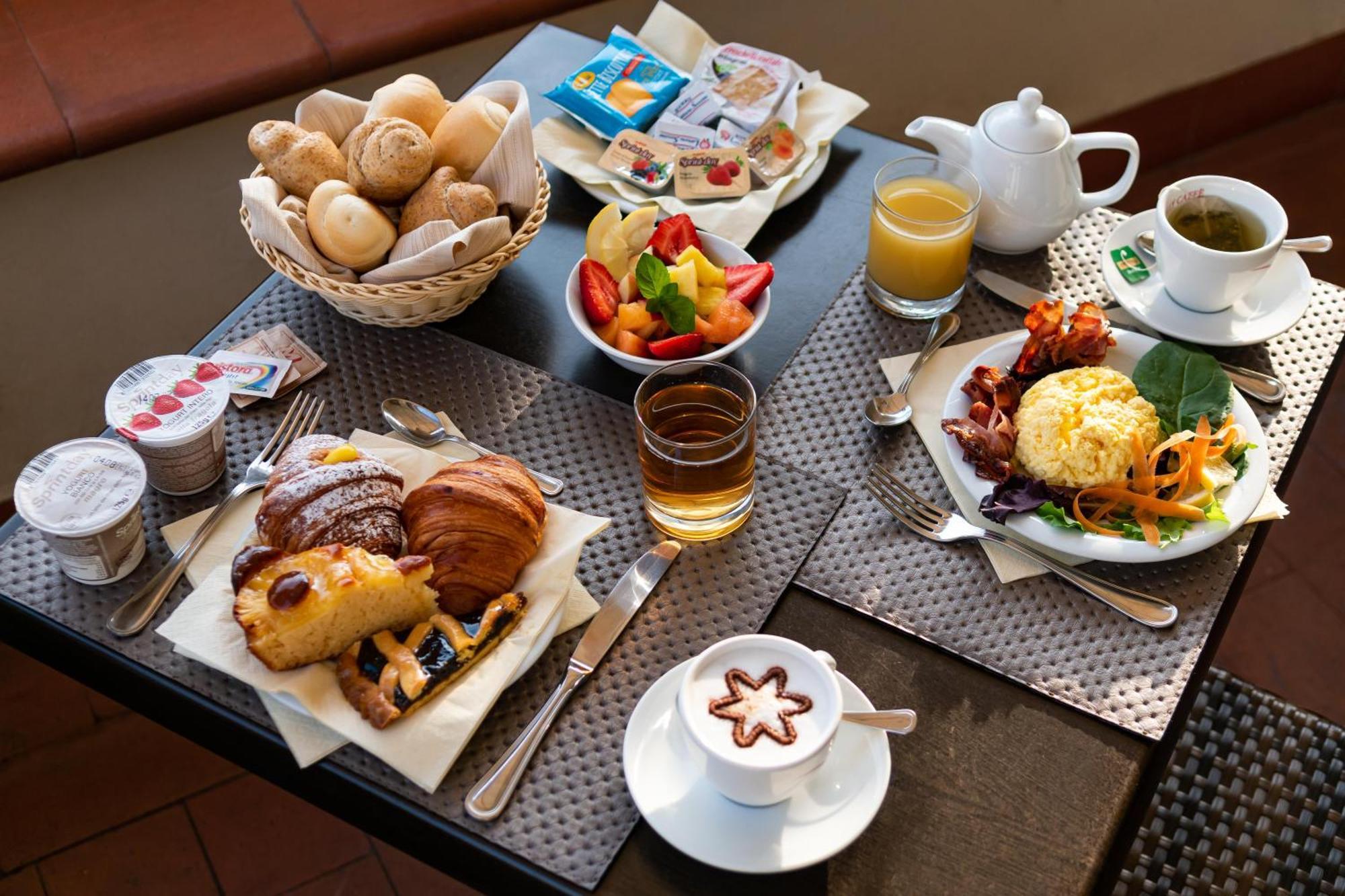 B&B Hotel Firenze Pitti Palace Al Ponte Vecchio Bagian luar foto