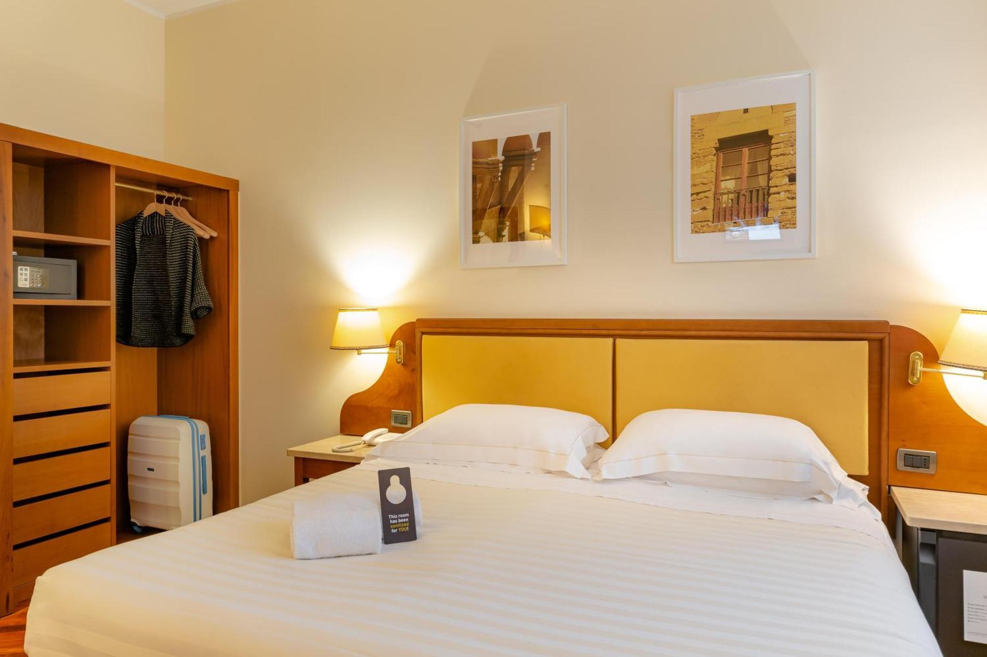 B&B Hotel Firenze Pitti Palace Al Ponte Vecchio Bagian luar foto