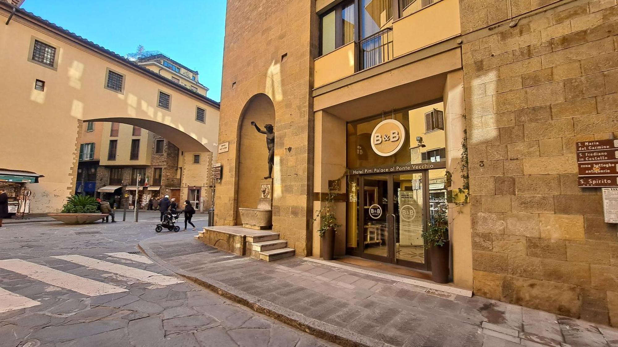 B&B Hotel Firenze Pitti Palace Al Ponte Vecchio Bagian luar foto