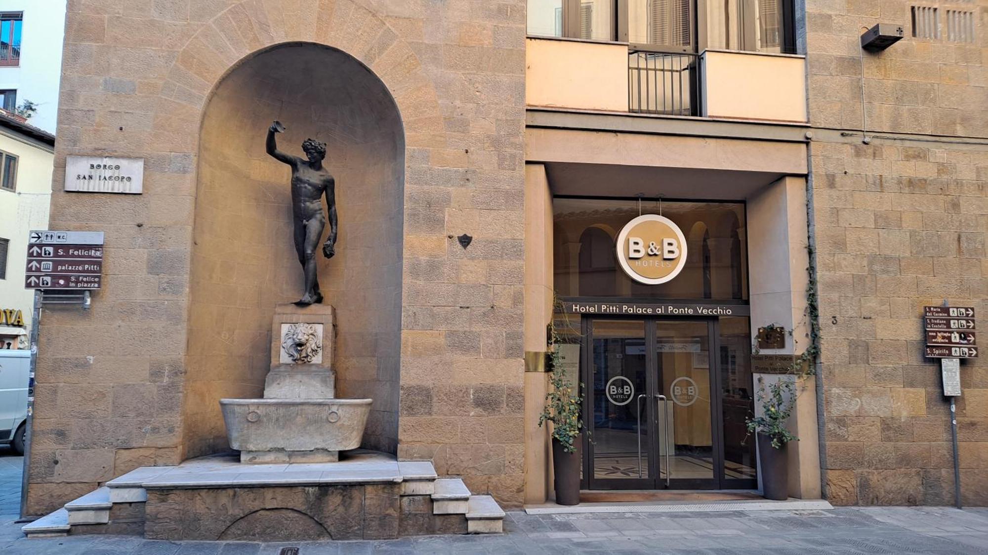 B&B Hotel Firenze Pitti Palace Al Ponte Vecchio Bagian luar foto