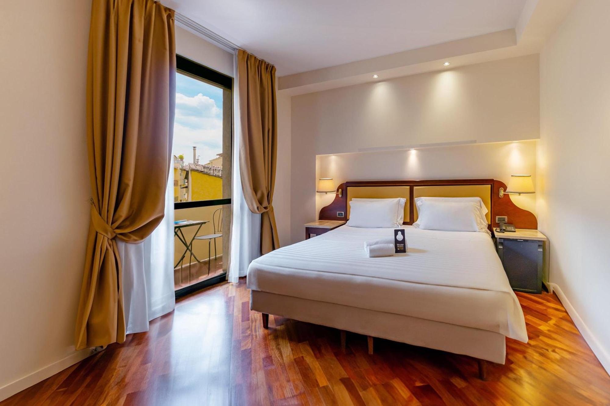 B&B Hotel Firenze Pitti Palace Al Ponte Vecchio Bagian luar foto
