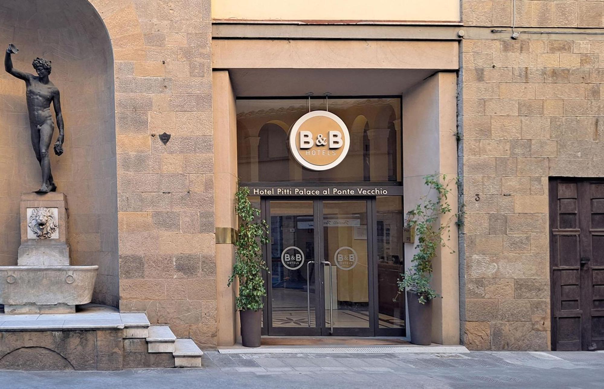 B&B Hotel Firenze Pitti Palace Al Ponte Vecchio Bagian luar foto